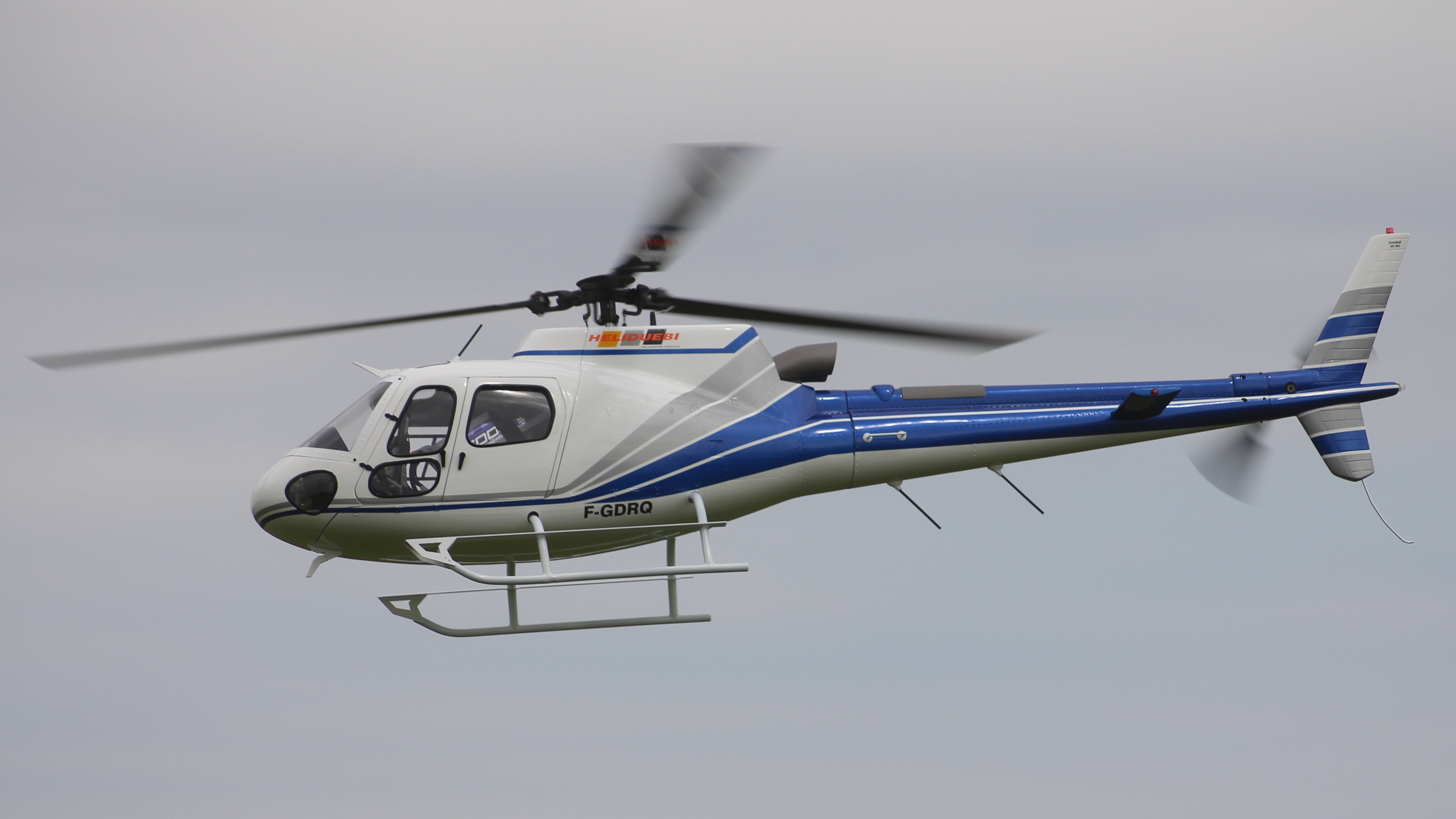 AS350
