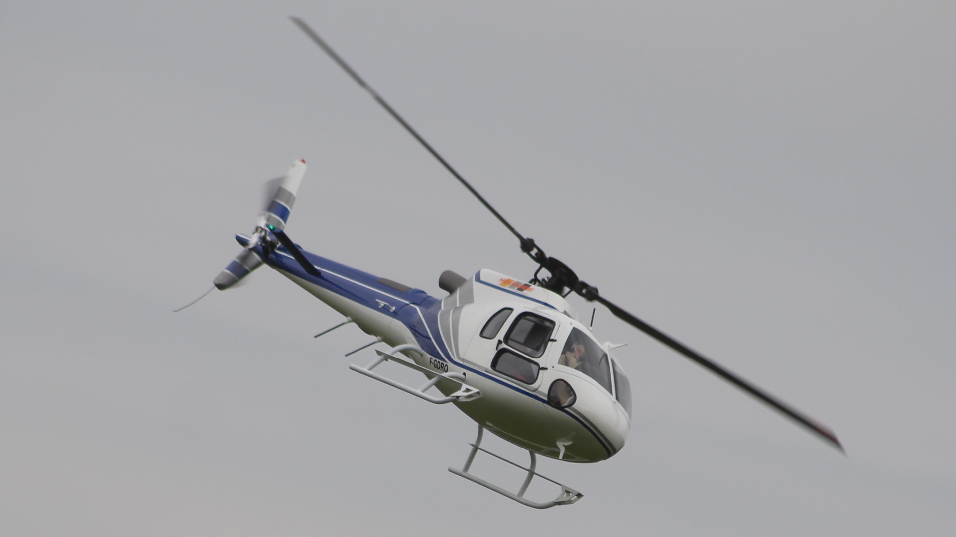 AS350